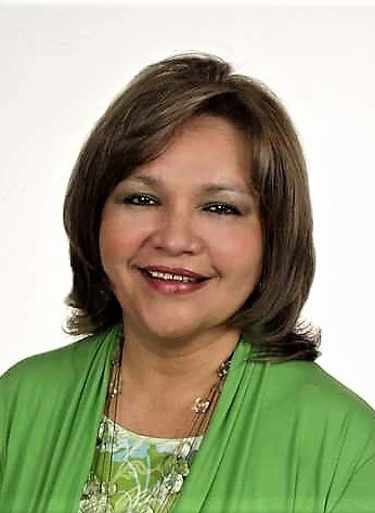 <span style="font-weight: bold;">YOLANDA ZARAZOGA</span>